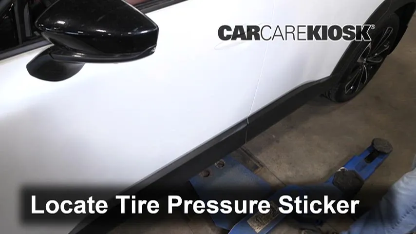 2023 Mazda CX-50 2.5 Turbo 2.5L 4 Cyl. Turbo Pneus et roues Vérifier la pression des pneus